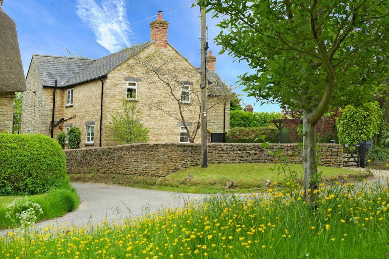 Brook Farm Cottage Брэклей Экстерьер фото